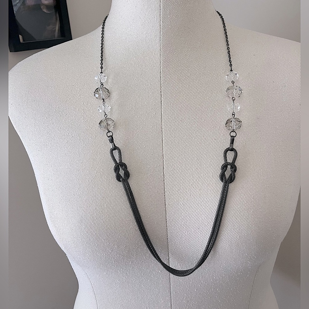 ⚡️2/$15⚡️Long silver knot necklace